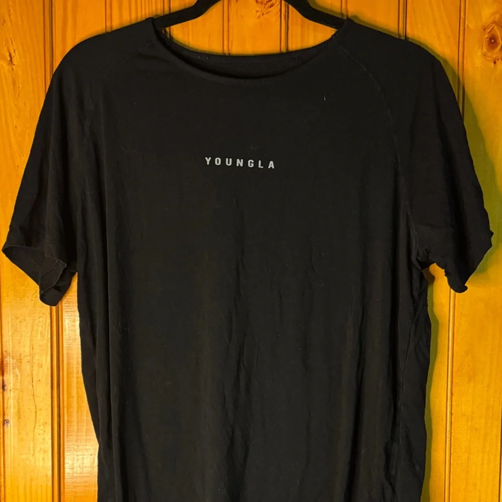YoungLA Classic Black Tee - Picture 4 of 9